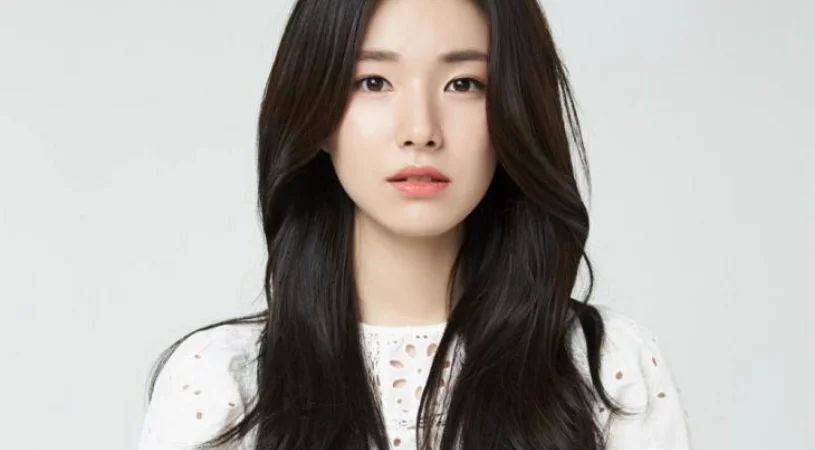 Ha Young pede desculpas após bisavô constar em registros pró‑Japão
