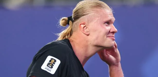 Haaland confirma fase incrível — quatro gols e prêmio de melhor