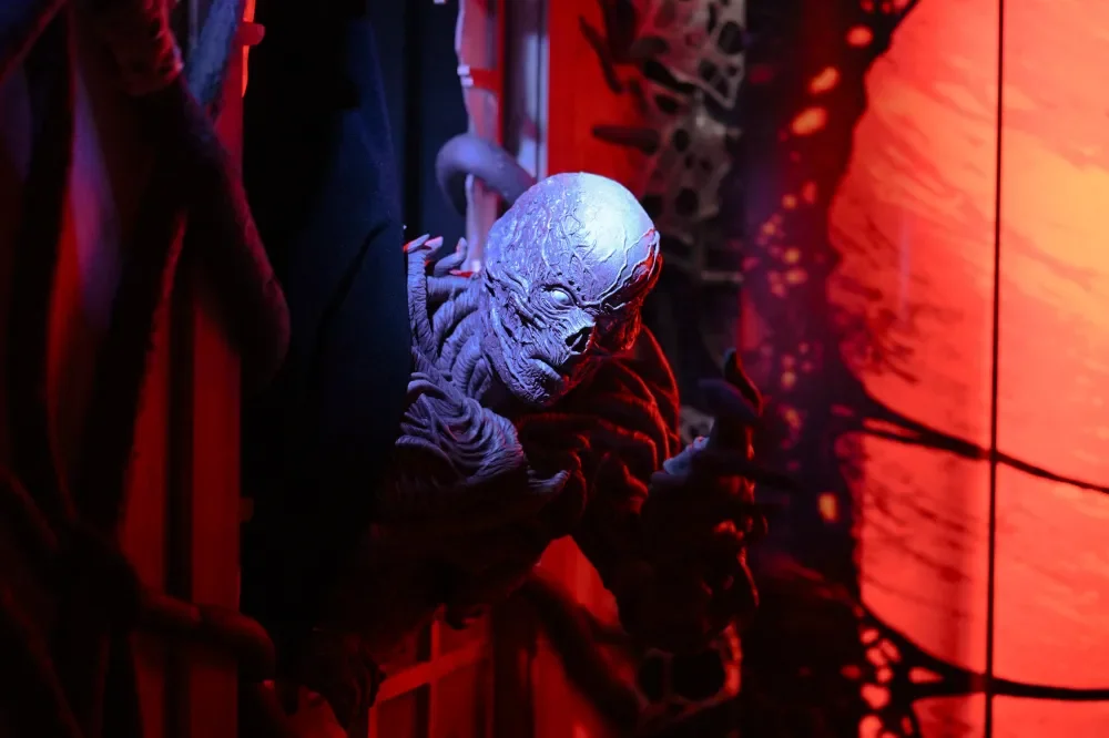 Halloween Horror Nights: 'Sinners' alcança fila de 60 minutos