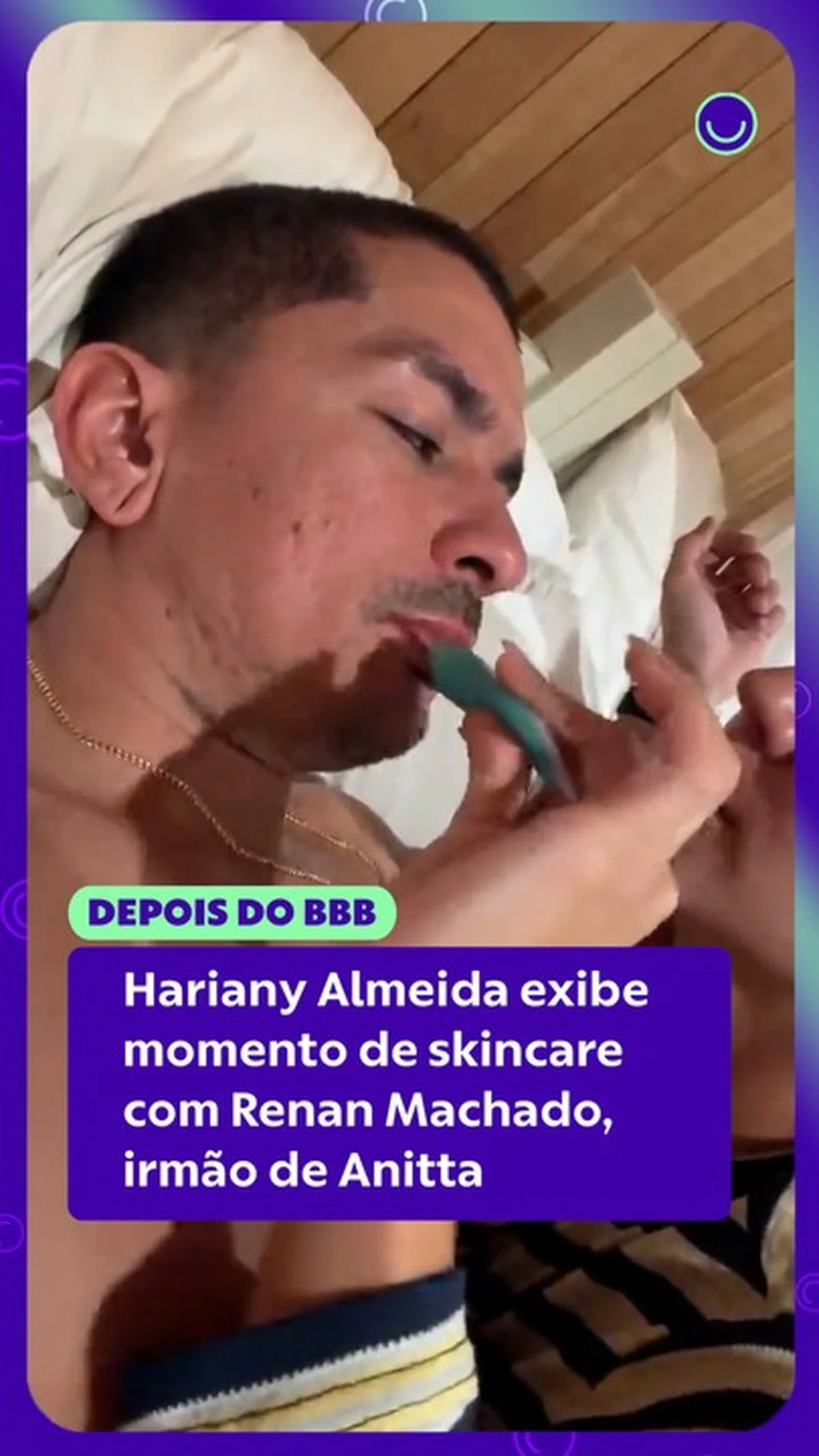 Hariany vira esteticista e cuida dos lábios de Renan Machado