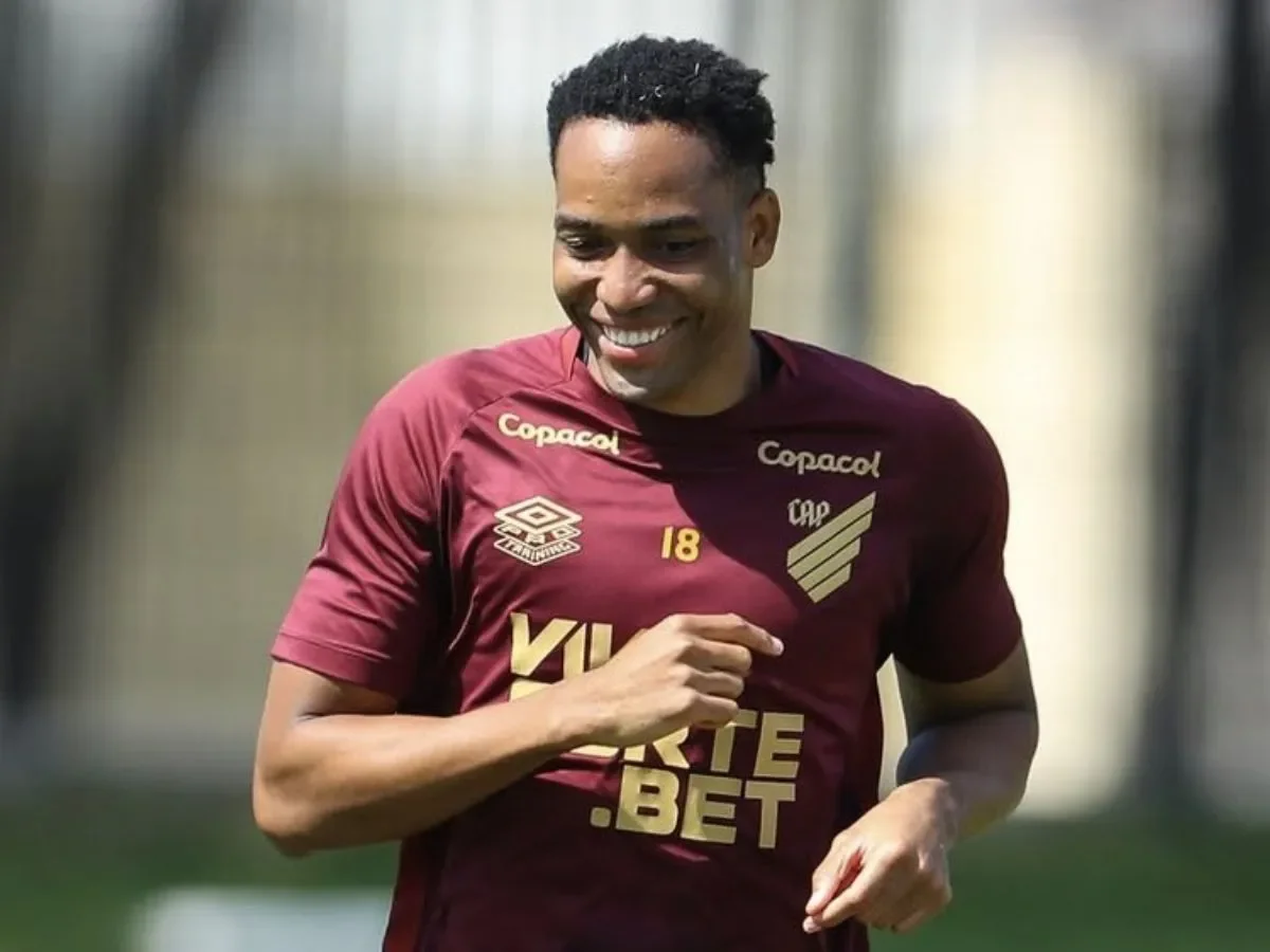 Hayen Palacios não volta ao Athletico e fica no Independiente Medellín
