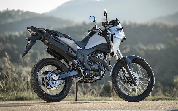 HONDA CG 160 lidera vendas com 8.836 unidades e queda de 5%