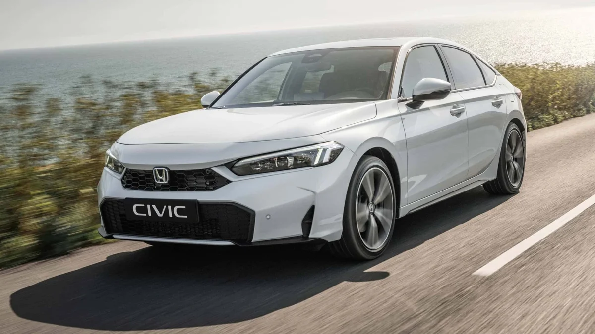 Honda Civic híbrido adota câmbio S+ Shift e passa a permitir marcha reduzida