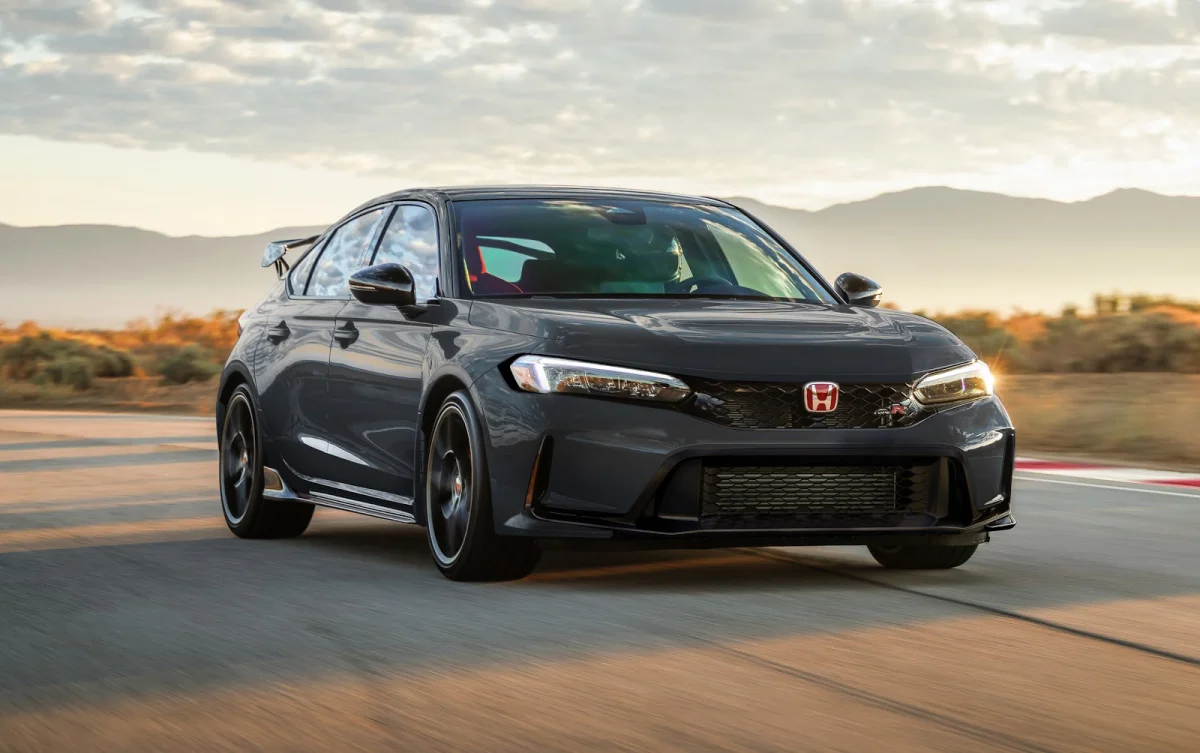 Honda Civic Type R chega aos EUA com preço de US$ 48.695