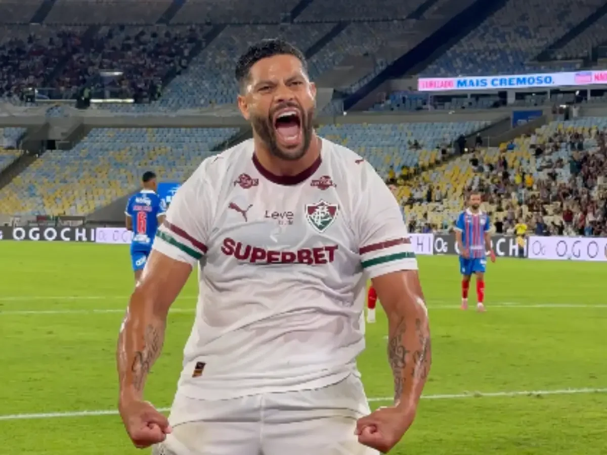 Hulk marca primeiro gol pelo Fluminense e Thiago Silva estreia