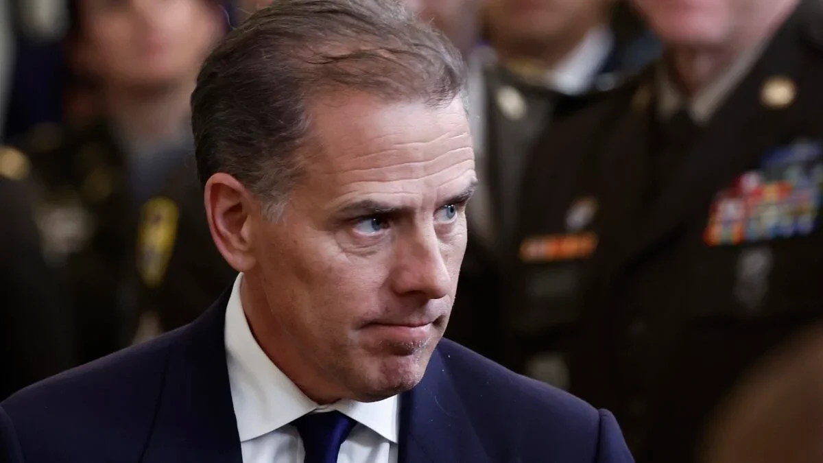 Hunter Biden: memecoin LAPTOP chega a US$144 bi e despenca