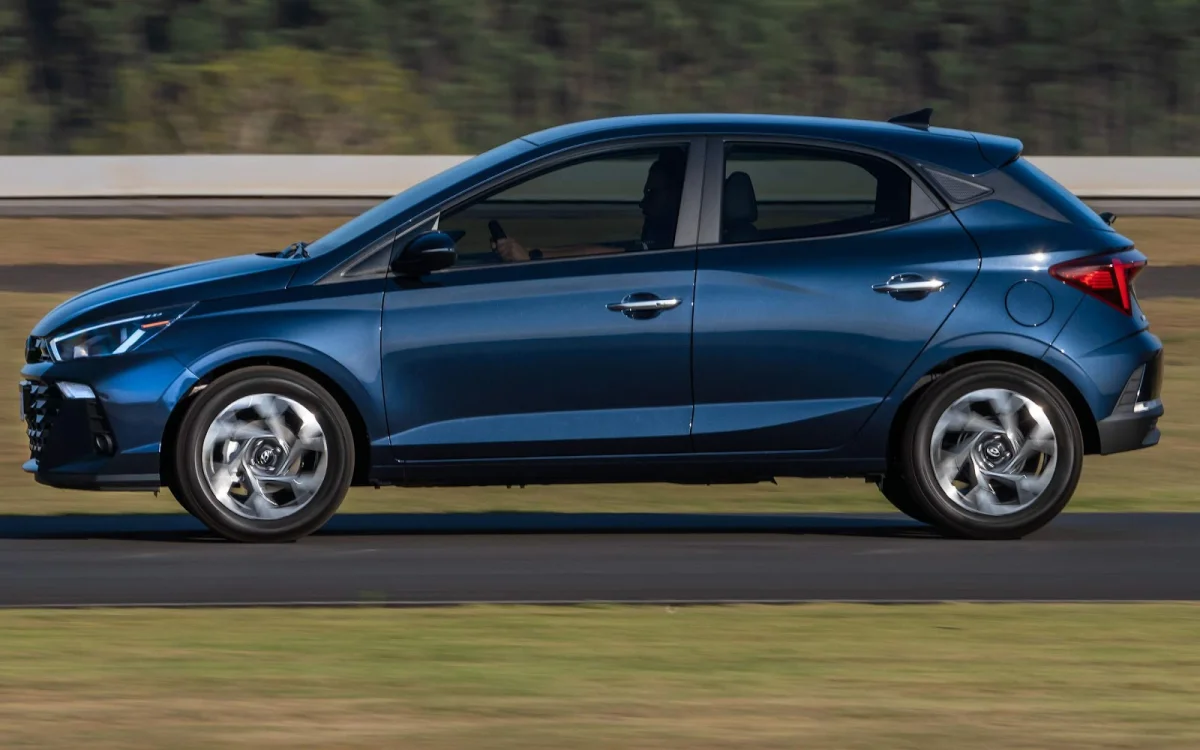 Hyundai HB20 lidera vendas com 7.987 unidades