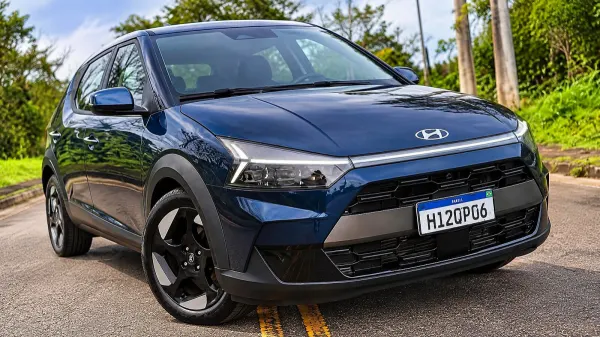 Hyundai i20 Ultimate: R$ 139.990 e acabamento que divide opiniões