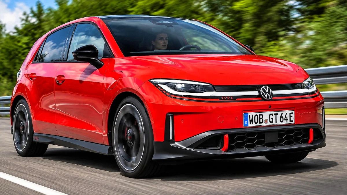 ID. Polo GTI chega com 226 cv e visual clássico