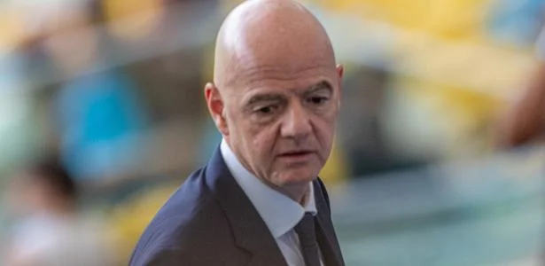 Infantino quer manter pausa para hidratação nas Copas