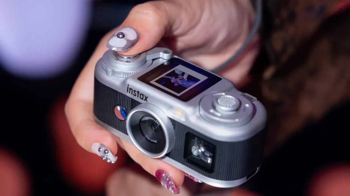 Instax Pal 2: instantânea de US$170 com visor e modo burst