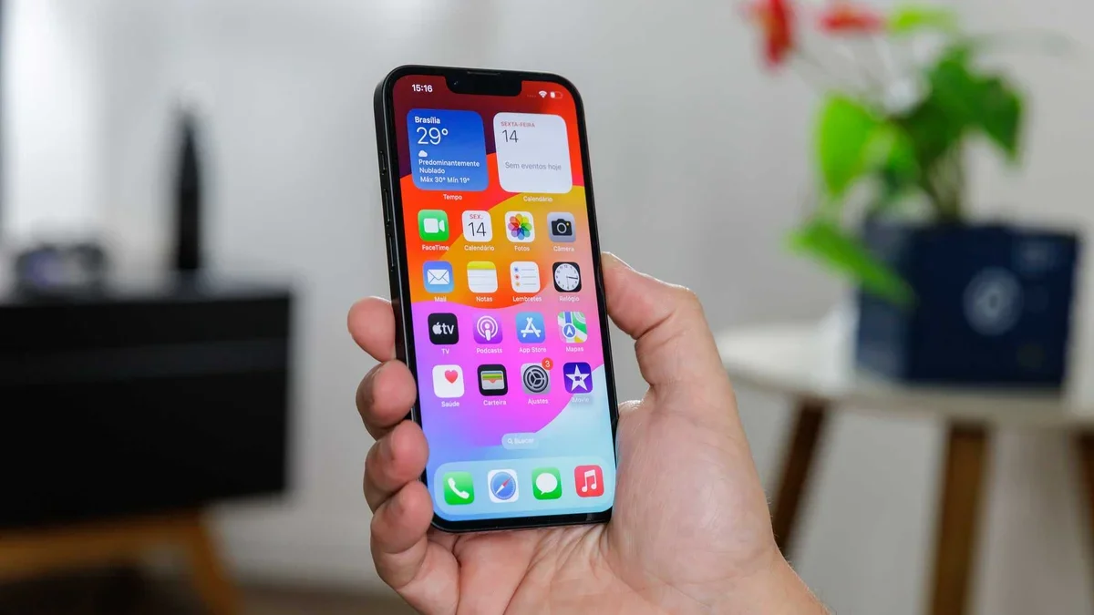 iPhone 16e: preço cai para R$ 2.899 com cupom 300OFF