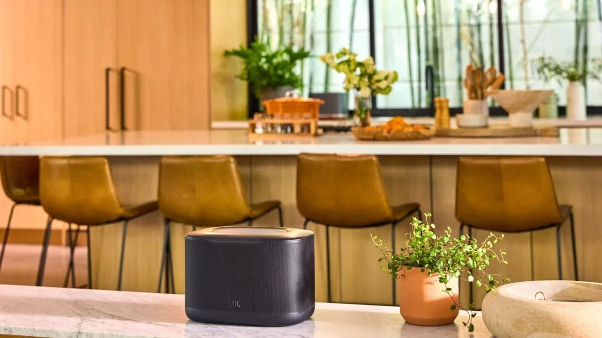 JBL Cove: P1 com bateria de 14h e modelos com Dolby Atmos