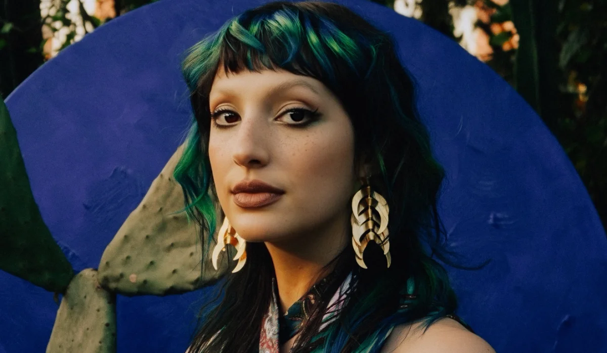 Jenni Mosello: indicada a Compositora do Ano no Grammy Latino