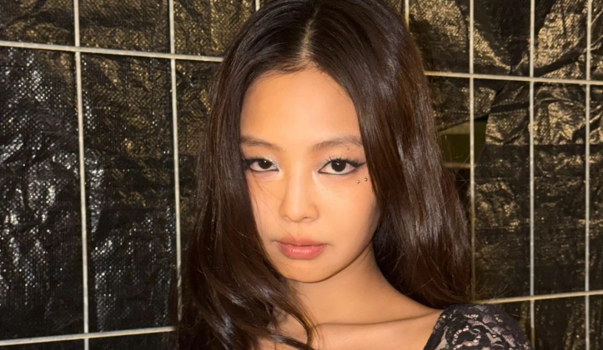 Jennie lança EP solo "Fallen Angel" com 3 faixas e teaser