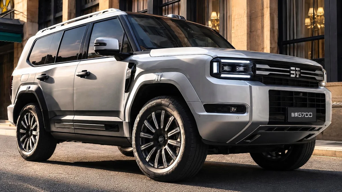 Jetour G700: SUV chega com 905 cavalos e cabine de luxo com 77"