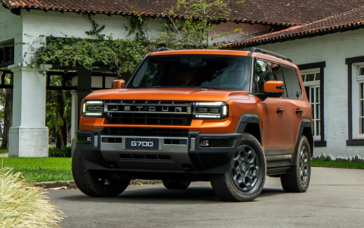 JETOUR G700: SUV híbrido chega com 905 cv e performance de superesportivo