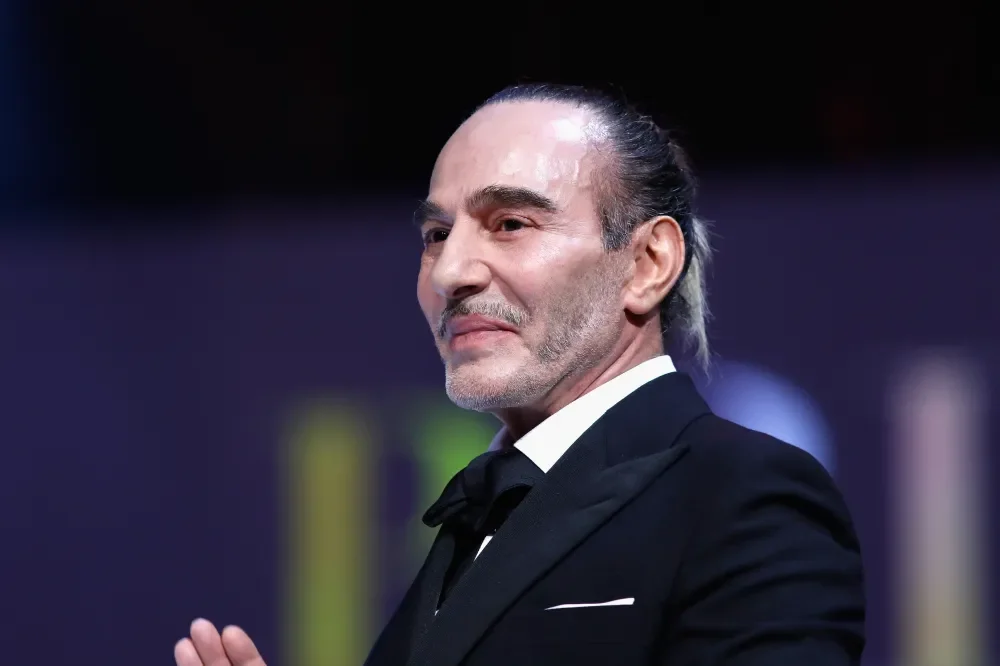 John Galliano: retrospectiva do Met é cancelada após polêmica por racismo