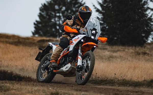 KTM 390 Adventure R e X: revisões fixas custam R$ 6.740