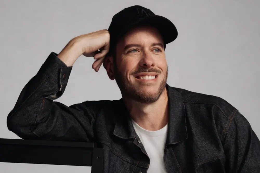 Kyle Buchanan lança podcast em vídeo após deixar The New York Times