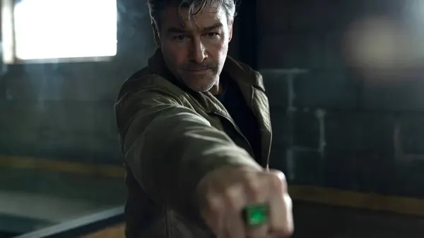 Lanternas: 8º e último episódio chega à HBO Max
