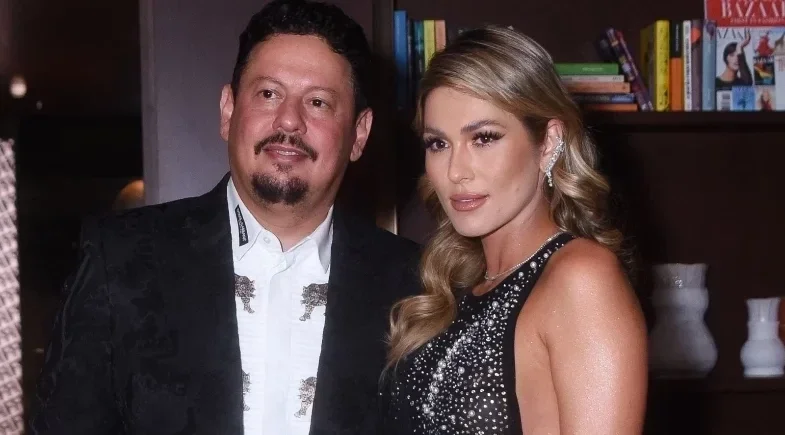 Lívia Andrade consegue que 13 empresas entreguem documentos
