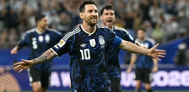 Lo Celso revelou 'dica' a Messi antes do gol de falta
