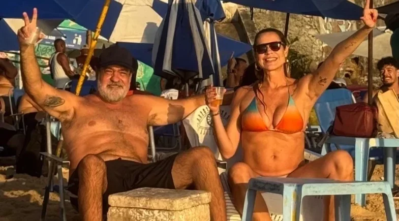 Luana Piovani mostra pôr do sol na Bahia e toma cerveja na praia