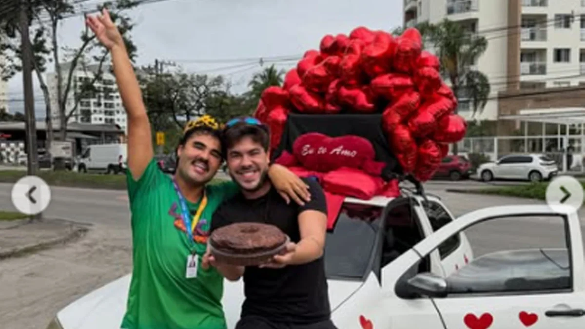 Lucas Guedes celebra 31 anos com amigos do Dança dos Famosos