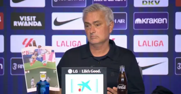 Luis de la Fuente critica Mourinho por levar fotos da arbitragem