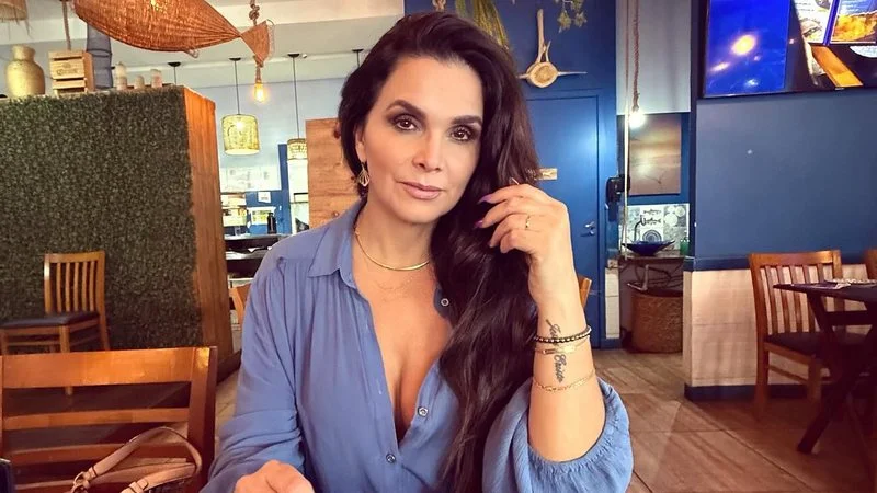 Luiza Ambiel: cobrada por provar que é bissexual