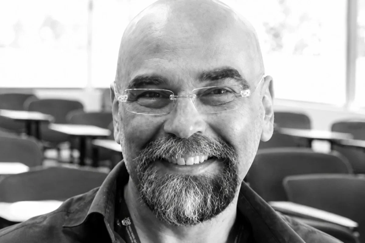 Marcelo Diniz Martins: poeta e professor "Paredão" morre aos 58