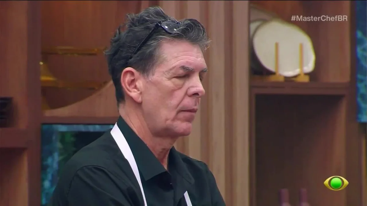 Maria Eduarda se irrita com Everaldo no MasterChef