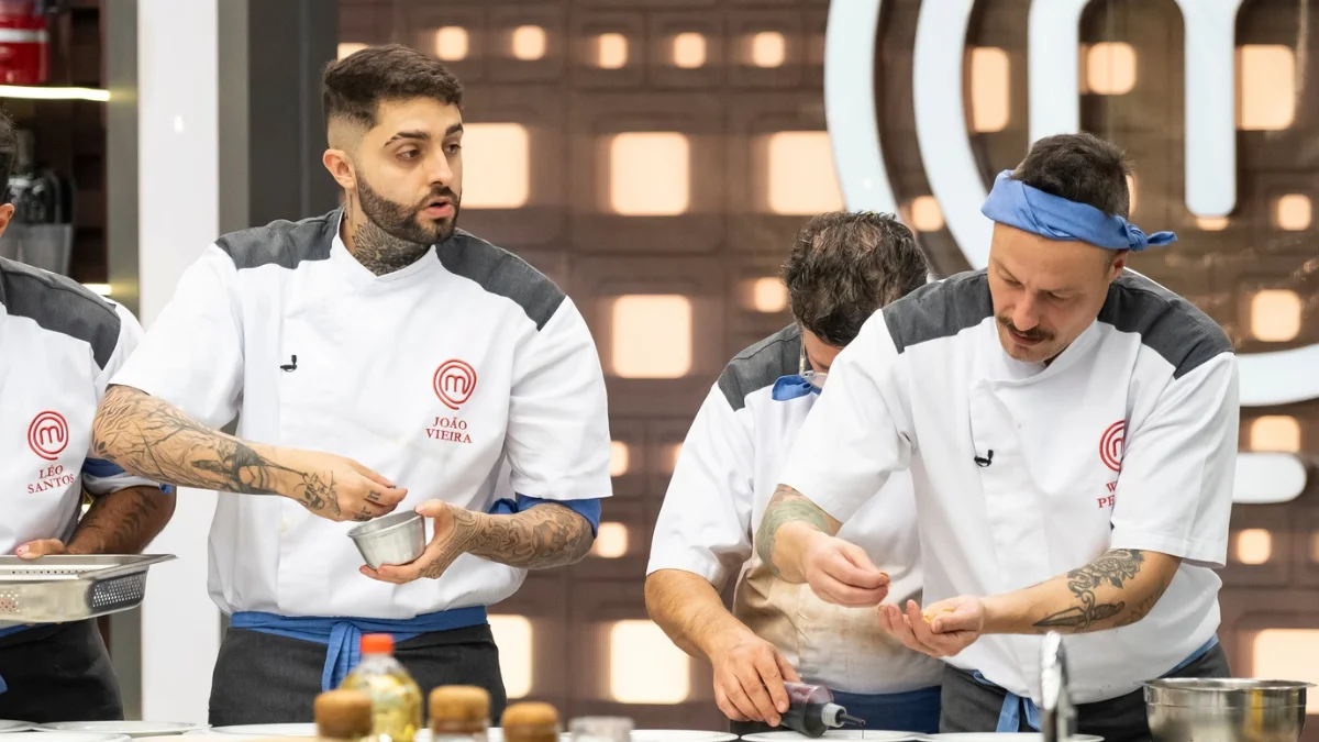 MasterChef Profissionais: Will chama João Vieira de "medroso" e tensa prova