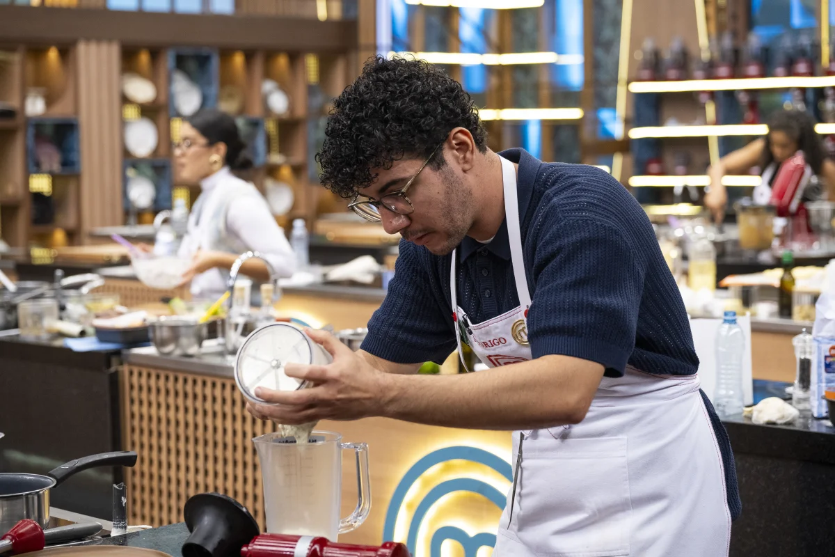 MasterChef: Rodrigo chama rivais de "covardes" por não ser desafiado