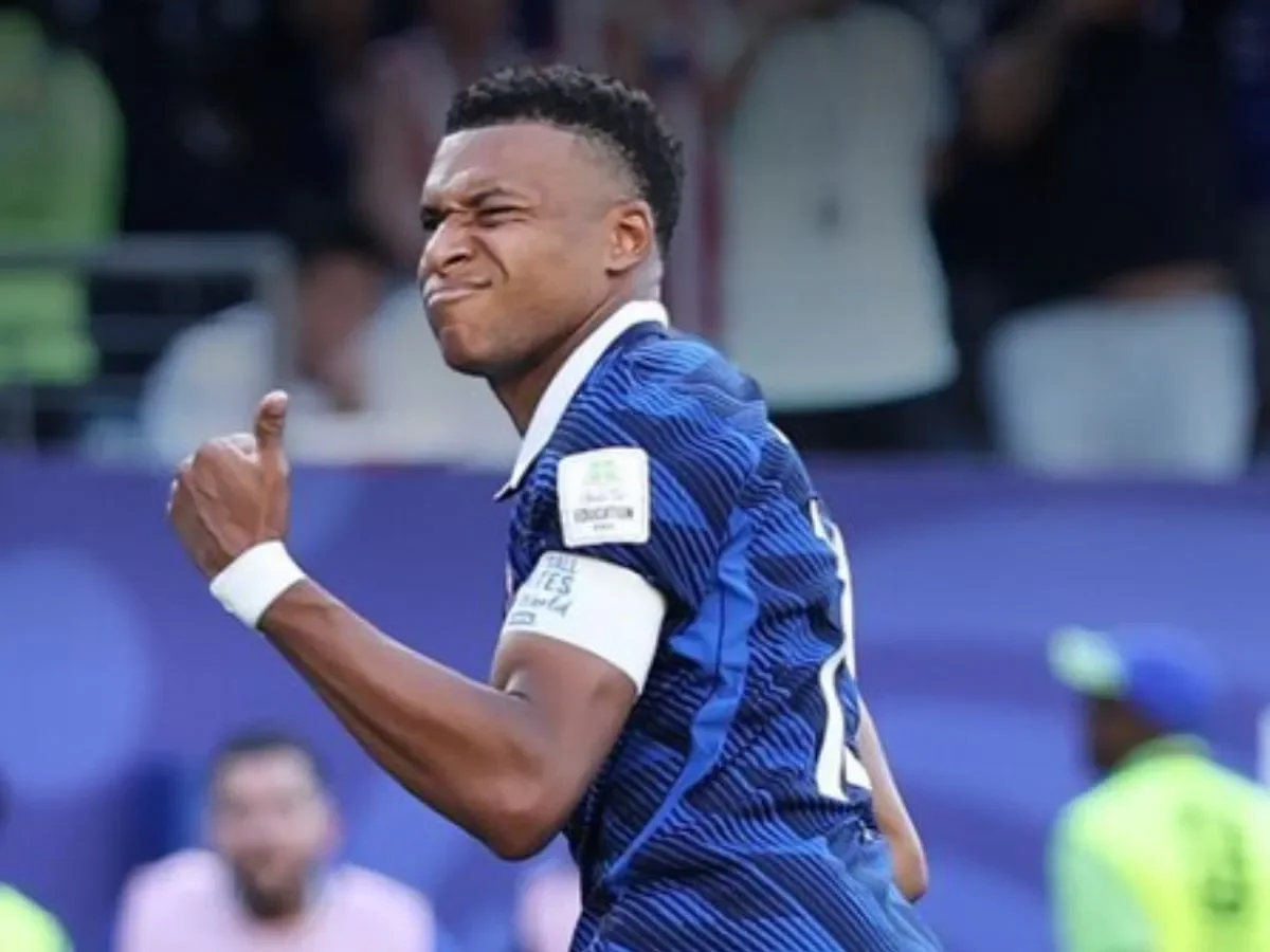 Mbappé decide, empata artilharia e França avança sofrendo