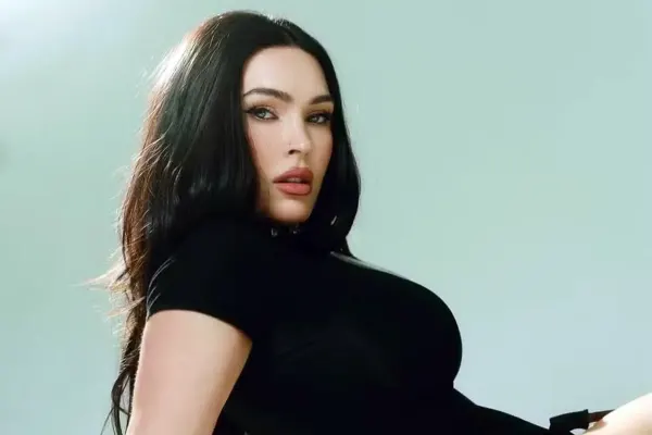 Megan Fox: perfil +18 faz plataforma sair do ar após pico de acessos