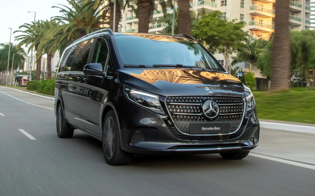 Mercedes-Benz Classe V chega ao Brasil com preço inicial de R$ 729.900