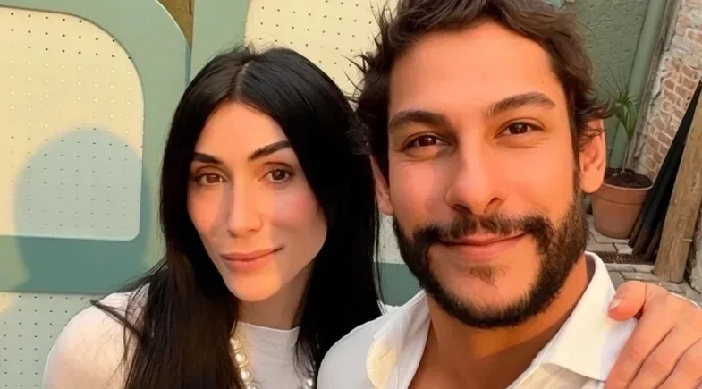 Michelle Barros anuncia fim com Shia Phoenix e deixa porta aberta