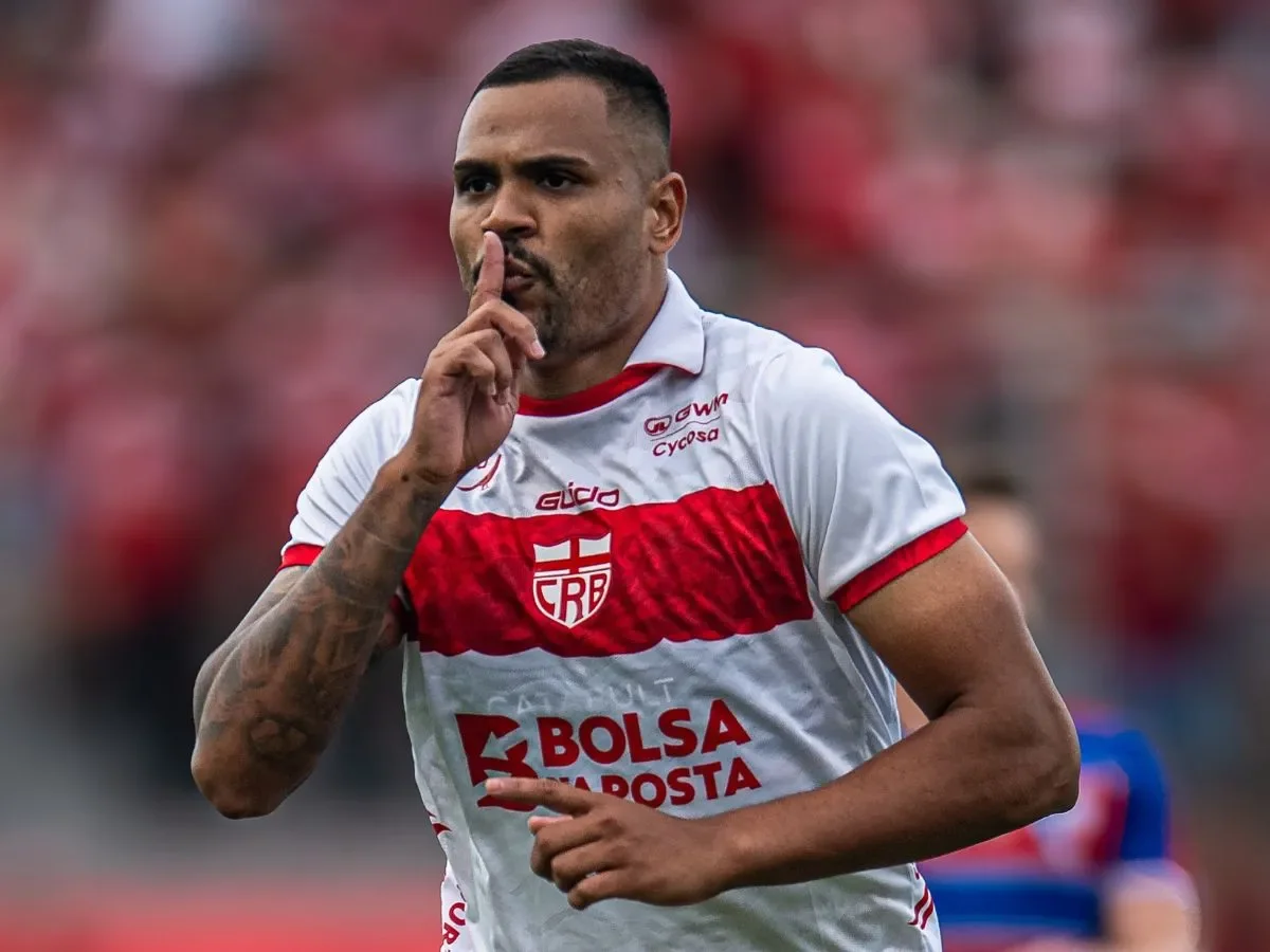 Mikael pode reforçar São Paulo por empréstimo e R$10 milhões