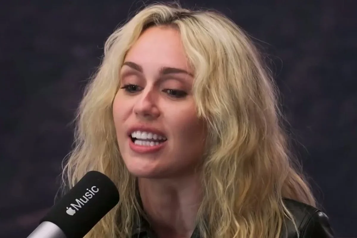 Miley Cyrus não fará turnês fora dos EUA após 4 milhões de ingressos
