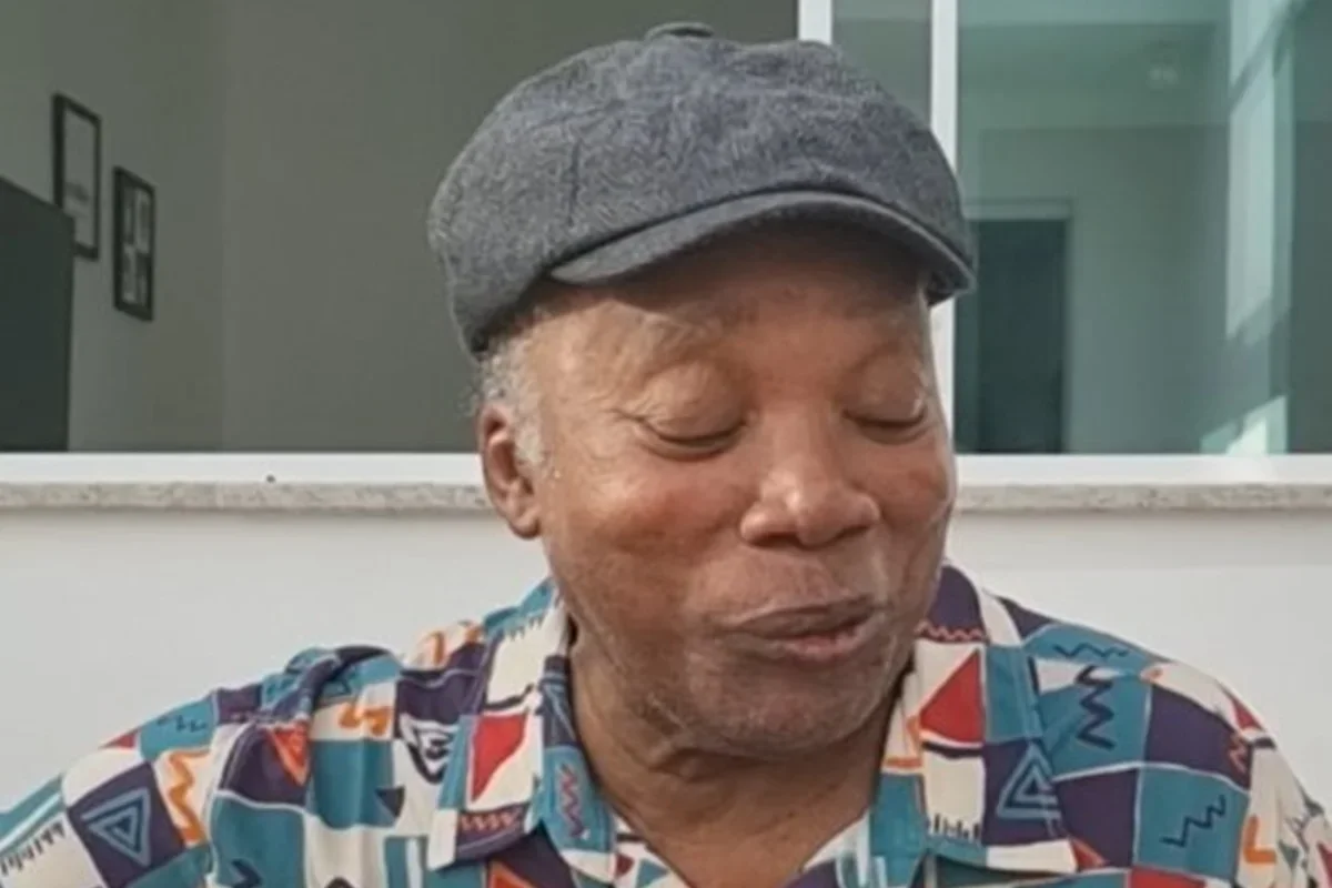 Milton Nascimento internado por pneumonia; equipe prevê alta