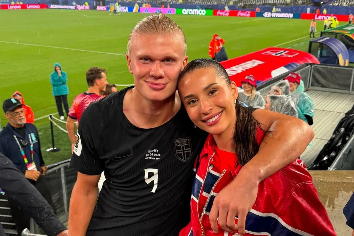 Namorada de Haaland declara orgulho após eliminação da Noruega