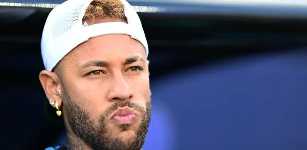 Neymar deve aparecer só no mata-mata; seleção em alerta