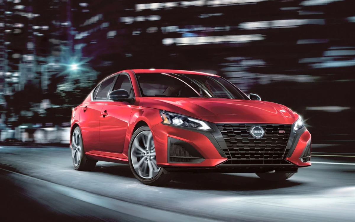 Nissan Altima chega aos EUA com preço inicial de US$ 27.790