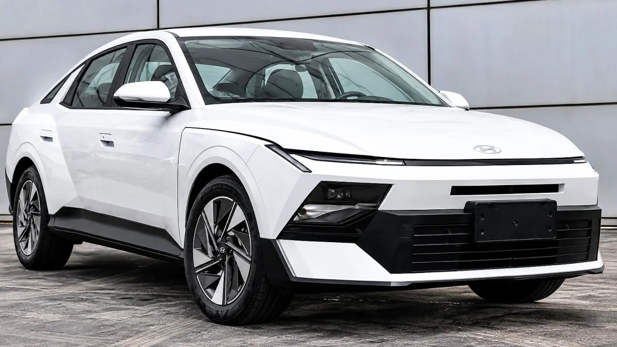 Novo Hyundai Elantra aparece com motor 1.5 de 115 cv