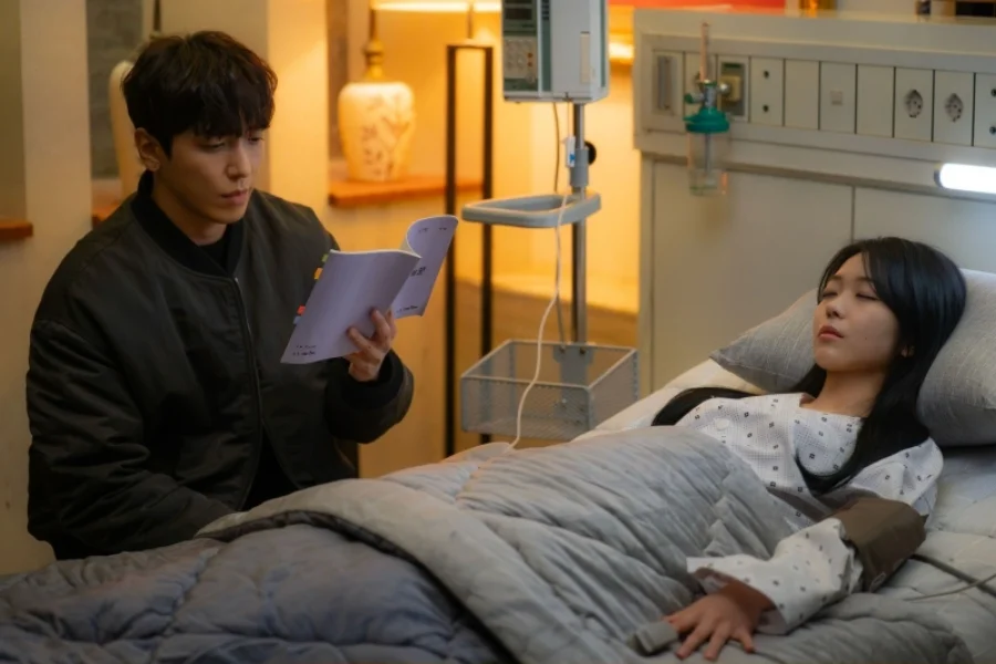 Oh! My Guard: Uhm Tae Bong aparece no quarto de hospital de Oh Hae Ra