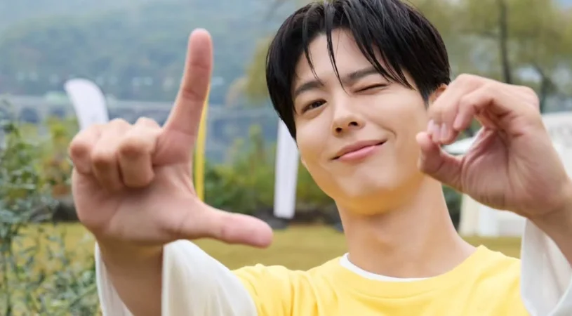 Park Bo Gum: foto retirada após gesto ligado a Lula