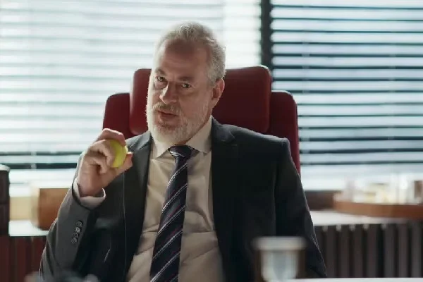 Quem Ama Cuida: Ademir tenta afastar Cléber de Pedro com oferta