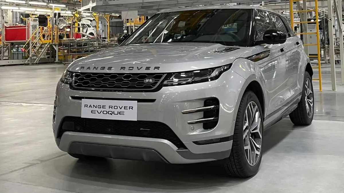 Range Rover Evoque encerra produção no Brasil após 15 anos